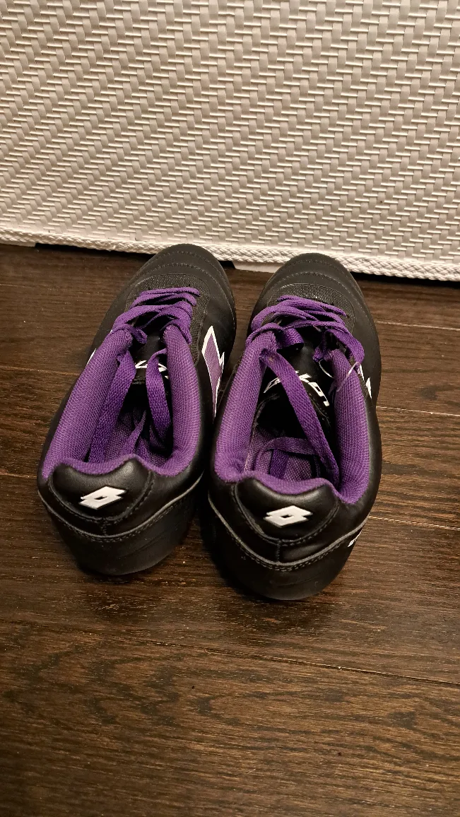 💥💥⚽️ Lotto Soccer Cleats ⚽️ brand NEW image indicator(2)