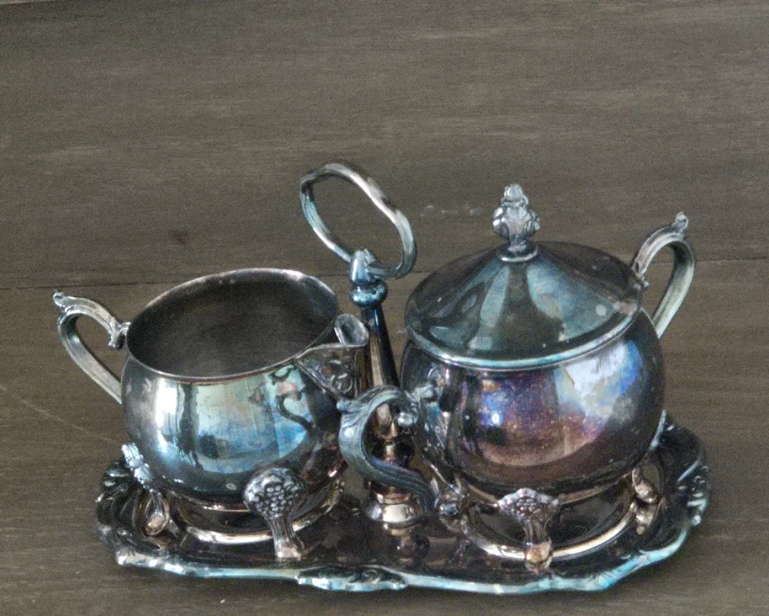 Vintage Silver Plated Cream and Sugar Set thumbnail