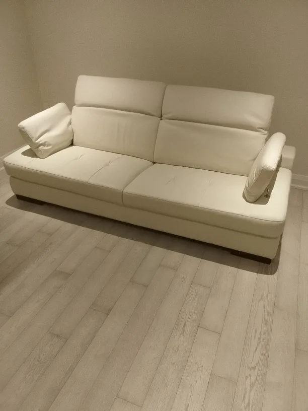 (Mobilia) Modern White real Leather Sofa image indicator(6)