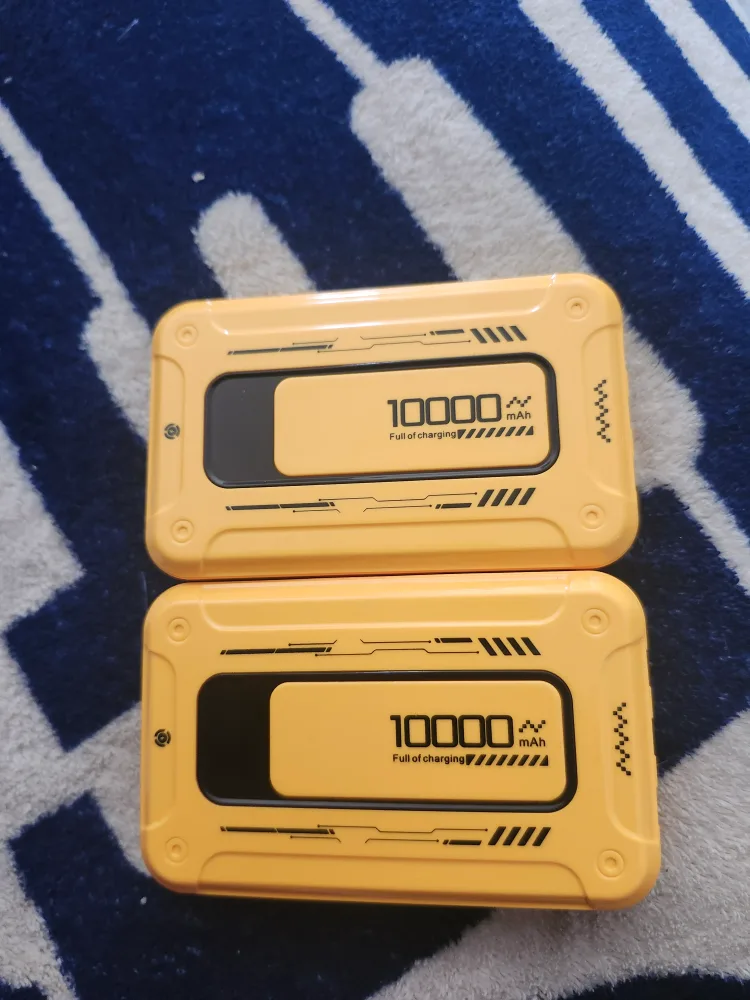 Yellow 10000mAh Power Bank image indicator(3)