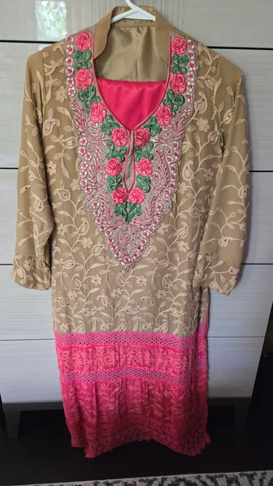 Beige & Pink Salwar Kameez thumbnail