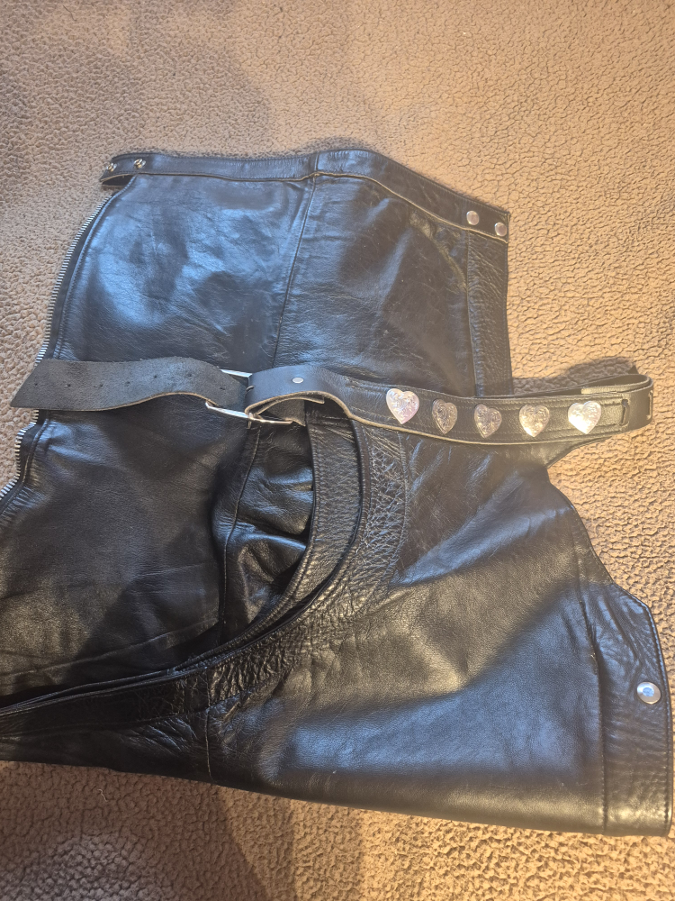 Black Leather Motorcycle Chaps - photo 3