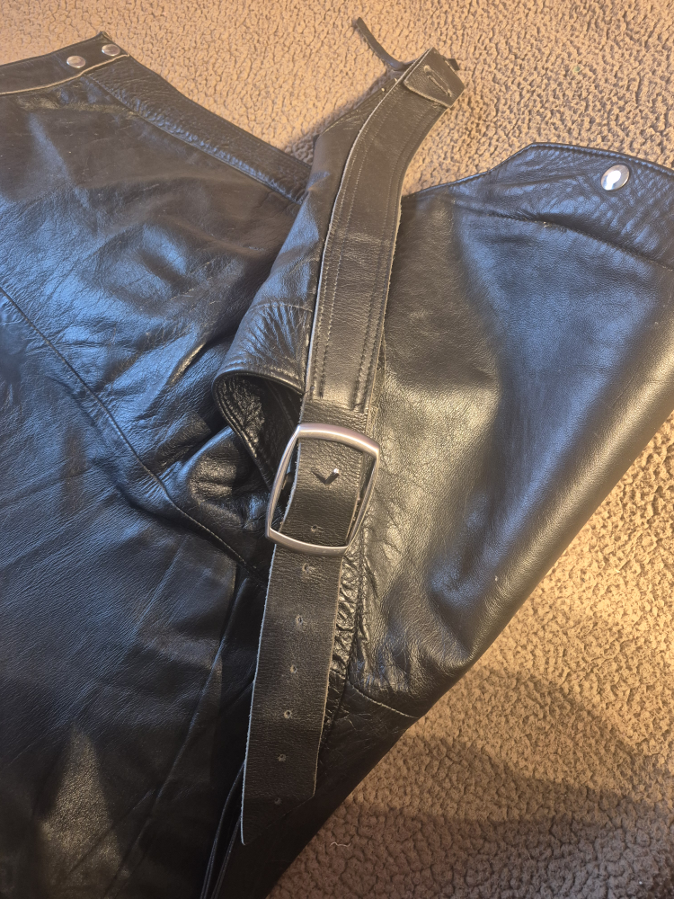 Black Leather Motorcycle Chaps - photo 4