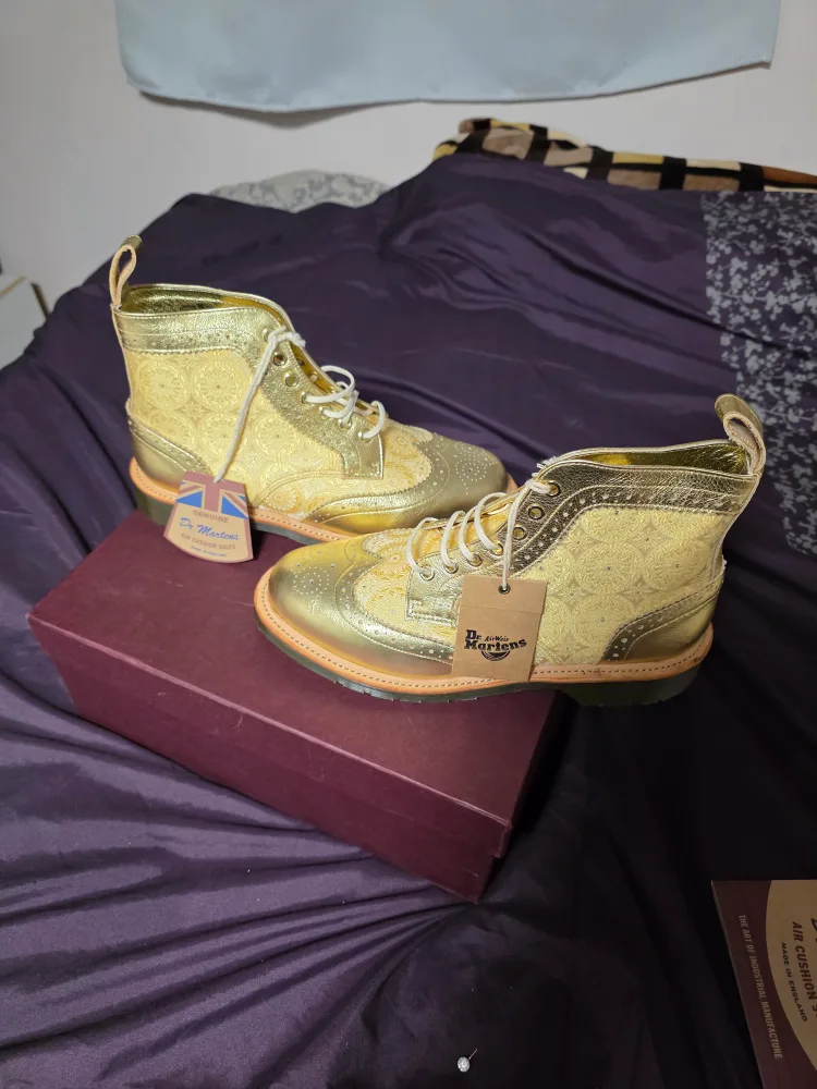 New Dr. Martens Brogue Boots Gold thumbnail