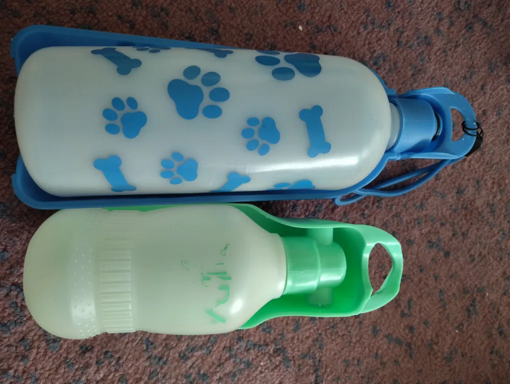 Portable Dog Water Bottles thumbnail