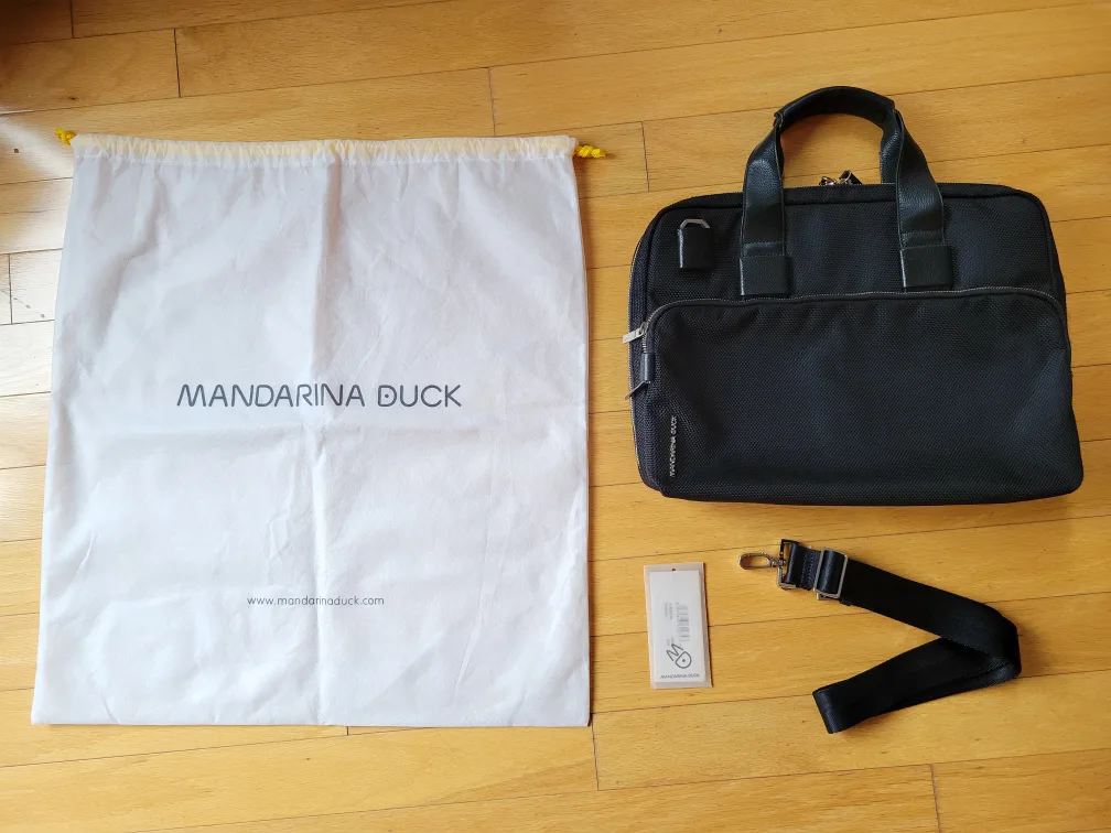 Mandarina Duck Black Nylon & Leather Laptop Messenger Bag image indicator(2)