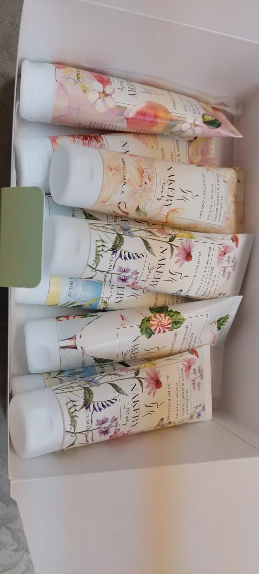 Nakery Beauty Body & Hand Wash Set image indicator(5)