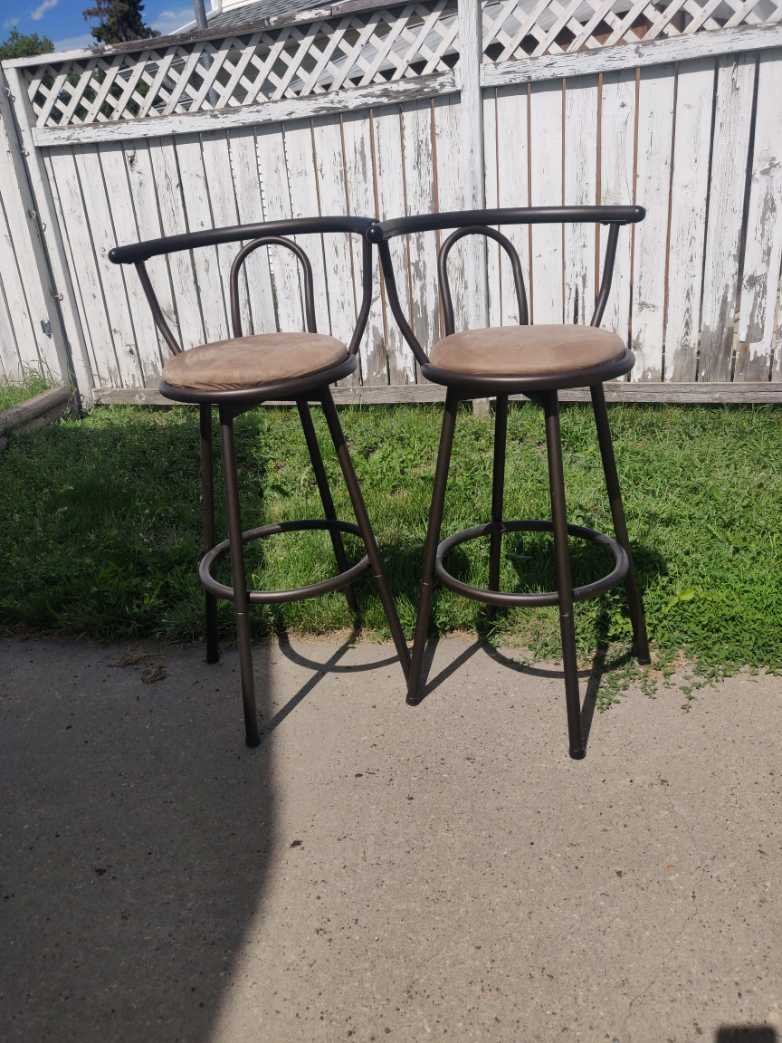 Pair of Tall Barstools - photo 2