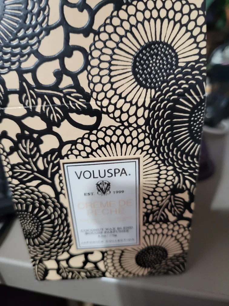 Voluspa Crème de Peach Candle🇨🇦 image indicator(2)