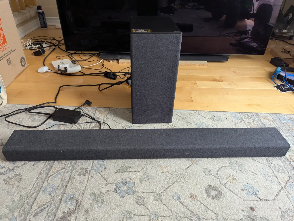 LG Soundbar SP7Y with wireless subwoofer thumbnail