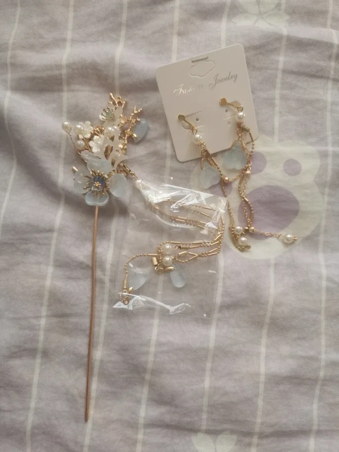 Handmade Chinese Fashion Jewelry Hair Stick & Earrings Set thumbnail