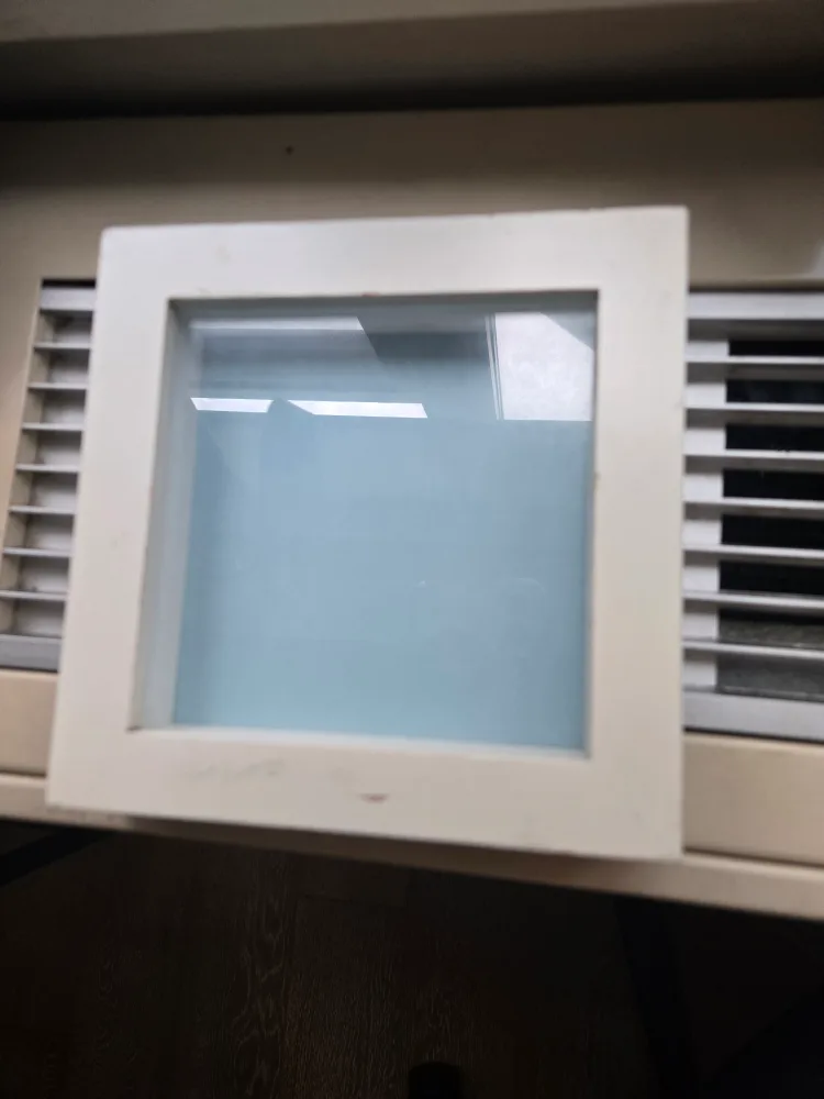 White Picture Frame #freecycle thumbnail
