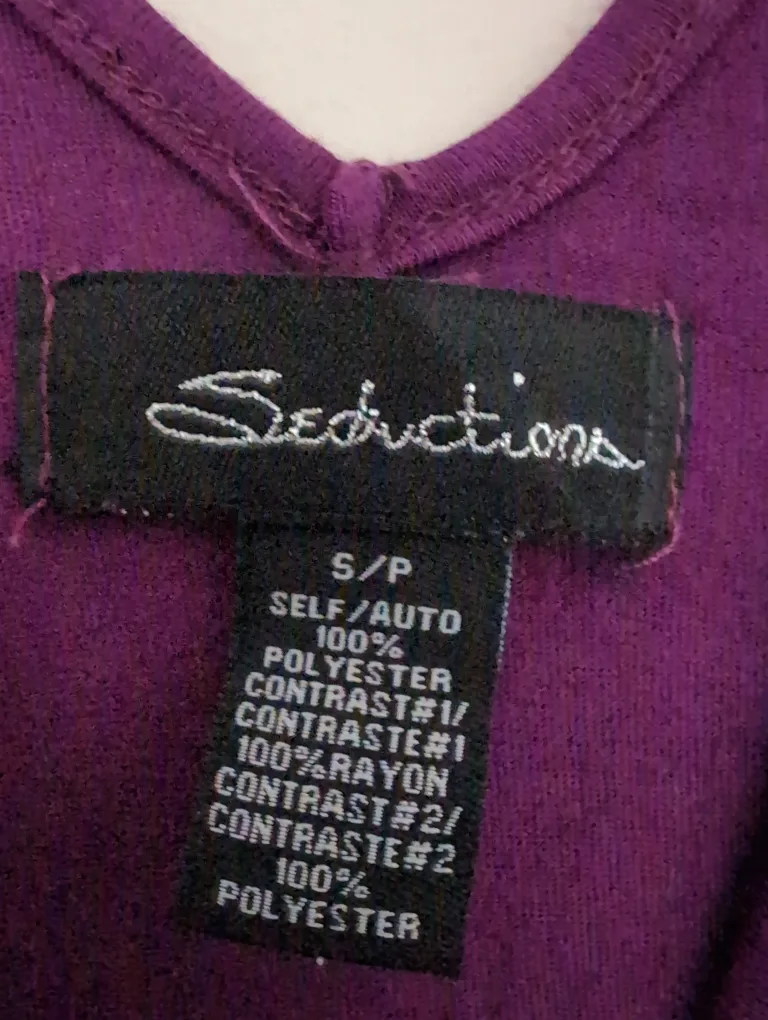 🇨🇦Seductions Sequin Top - Size S image indicator(3)