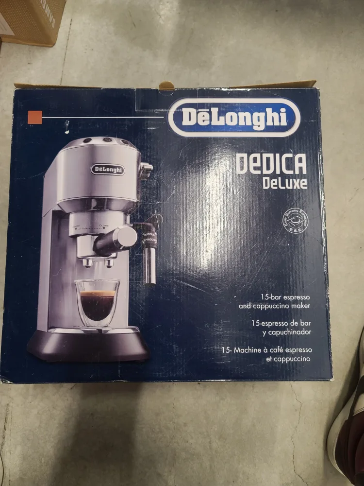 DeLonghi Dedica Deluxe Espresso & Cappuccino Maker thumbnail