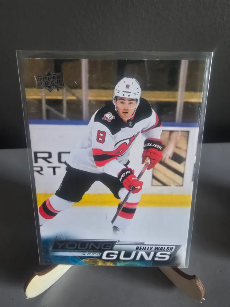 Reilly Walsh Upper Deck Young Guns Hockey Card thumbnail