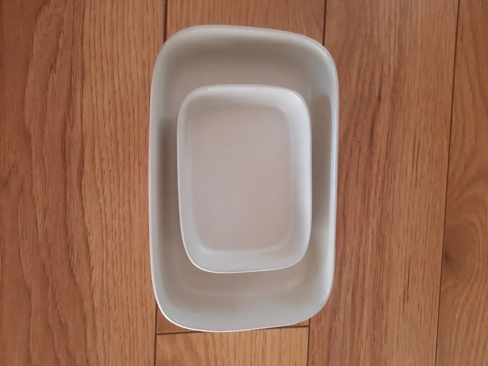 Set of 2 Off-White Serving Dishes image indicator(4)