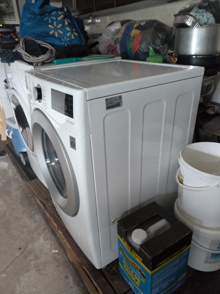 LG Front Load Washing Machine - photo 5