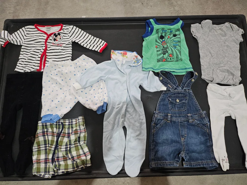 Baby Clothes Bundle - 1 yr old and under thumbnail