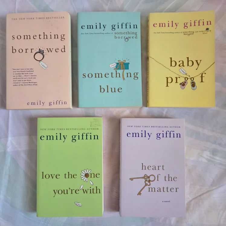 Emily Giffin Book Collection image indicator(2)