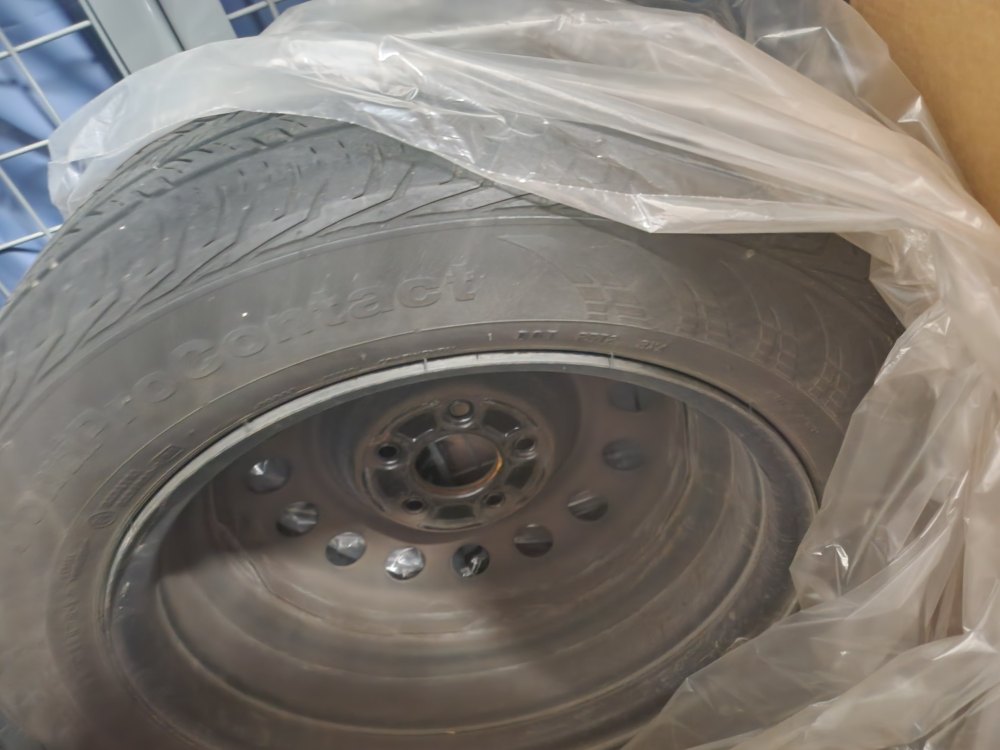 Continental ProContact P205/55R16 Tire - photo 3