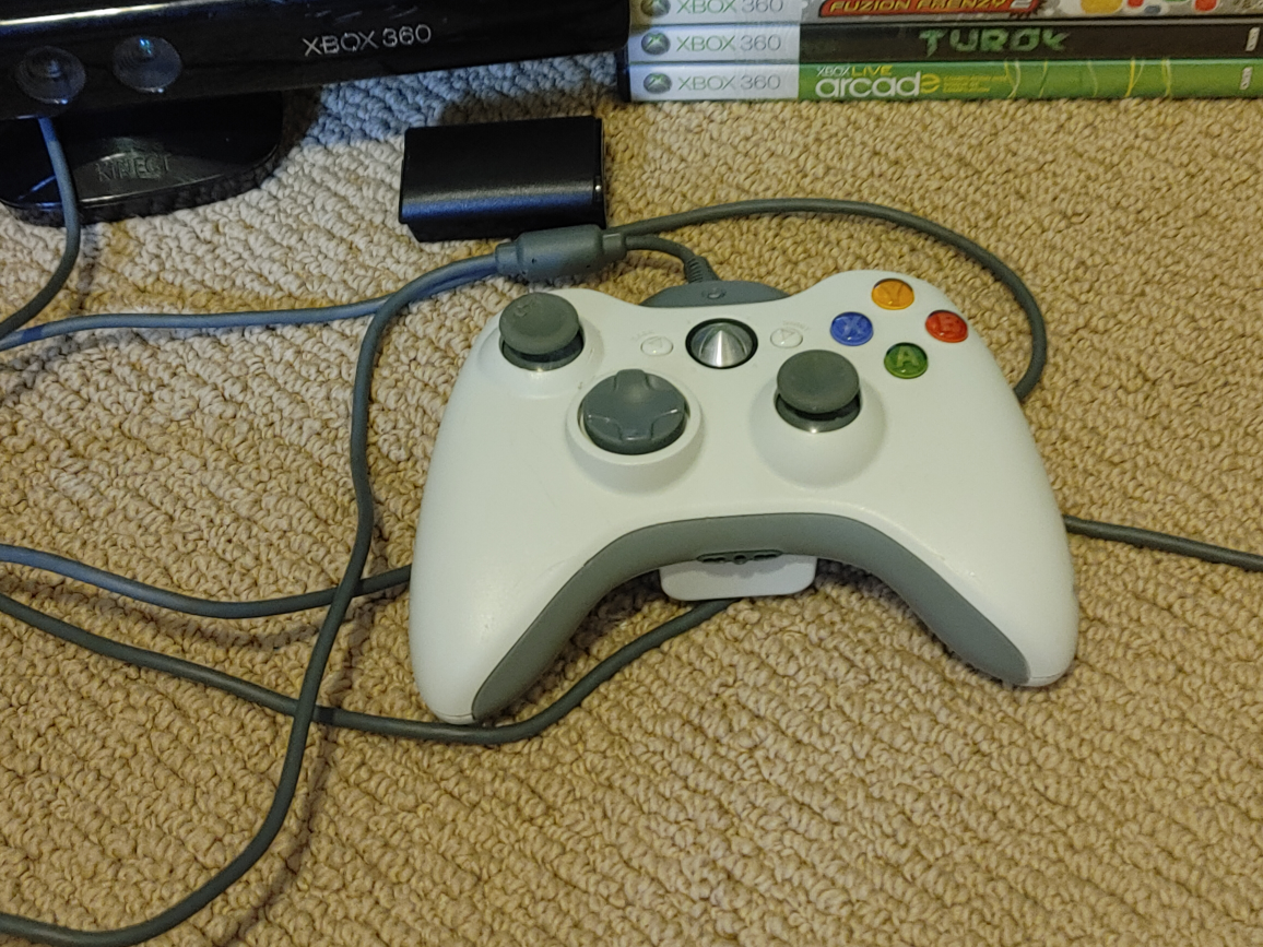 Xbox 360 Console with Kinect and Games - photo 3