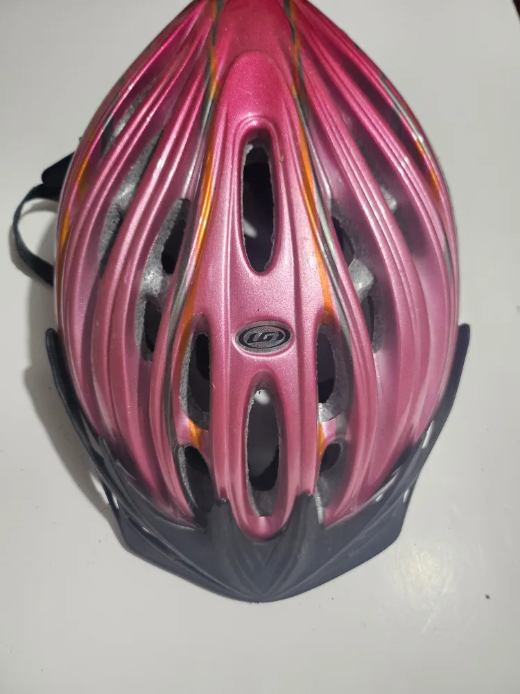 Louis Garneau Pink Cycling Helmet  (Adult) 🇨🇦 thumbnail