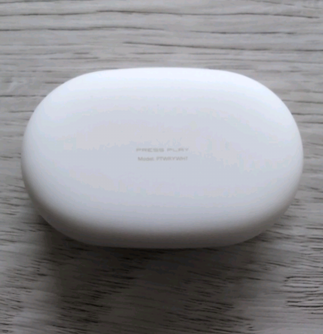 Press Play White Wireless Earbuds - photo 3