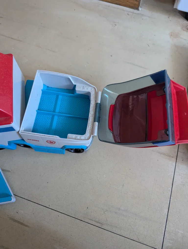 Paw Patrol Mission Paw Air Patroller Truck image indicator(3)