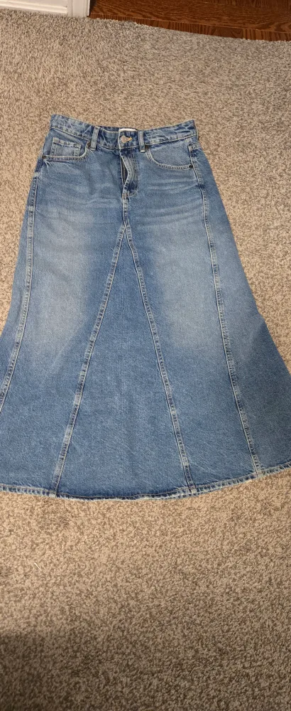 Zara Denim skirt thumbnail