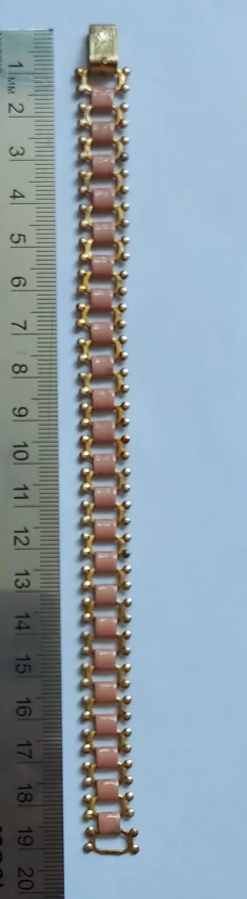 Vintage Pink & Gold Tone Bracelet image indicator(2)