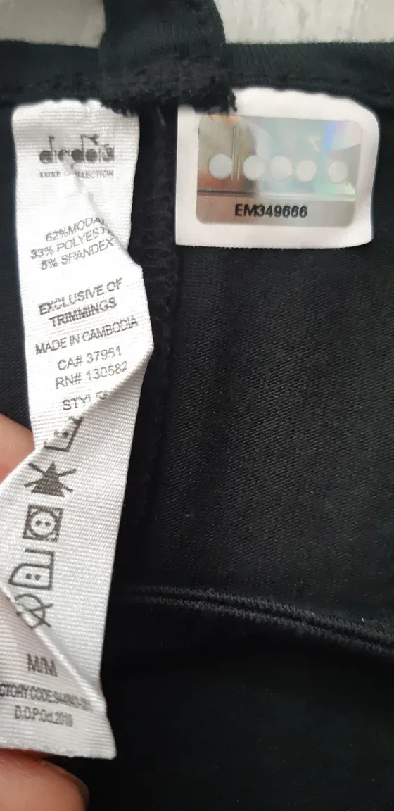 6pc. lot of woman's clothing size S/M image indicator(10)