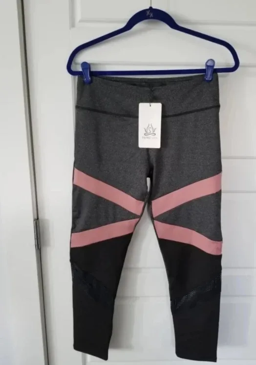 Yoga Leggings thumbnail