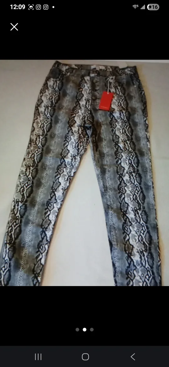 NWT!  RAMPAGE SNAKESKIN PANTS image indicator(2)