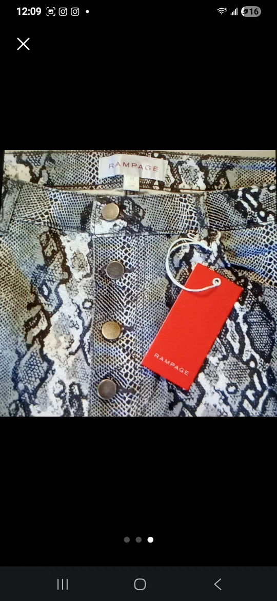 NWT!  RAMPAGE SNAKESKIN PANTS image indicator(3)