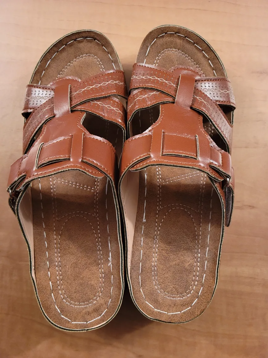 Brand New Toby™ Comfort Step Sandals in Brown thumbnail