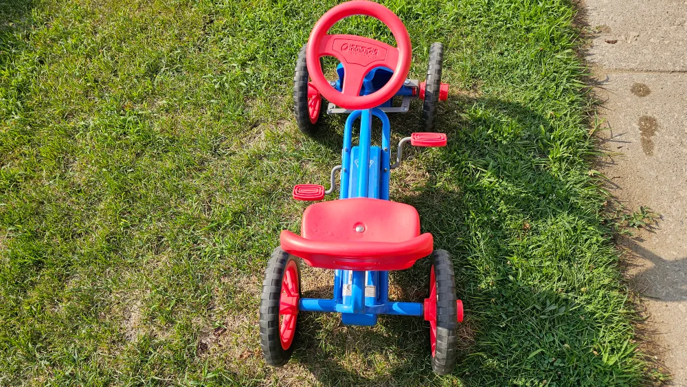 Paw Patrol Pedal Go-Kart Ride-On Toy image indicator(3)