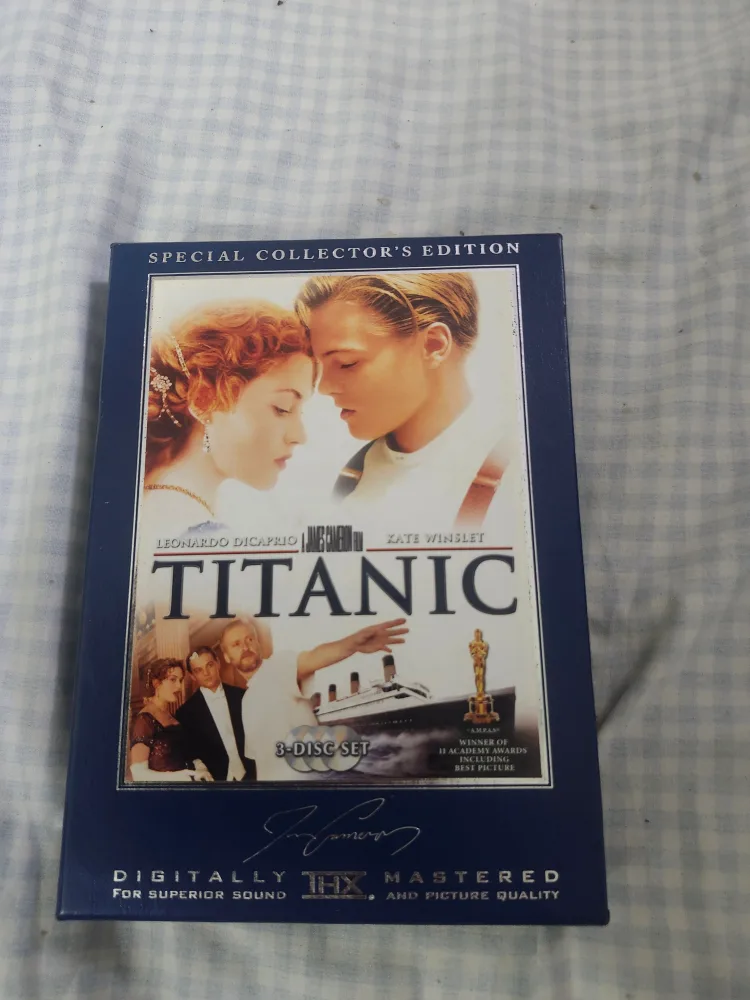 Titanic Special Collector's Edition 3-Disc Set thumbnail