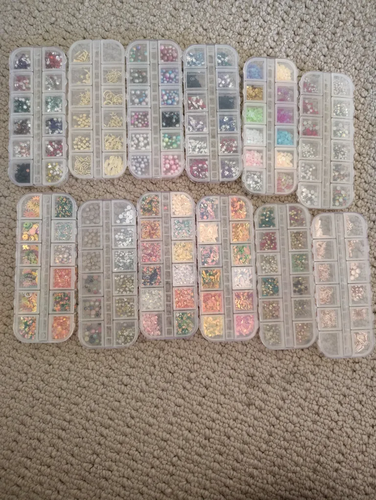 Terresa UV LED Nail Lamp & Gel Polish Lot image indicator(3)