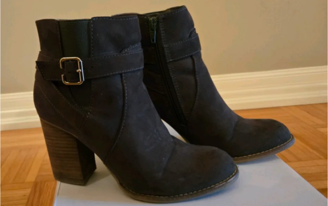 Aldo Nylander Ankle Boots - Size 8.5 thumbnail