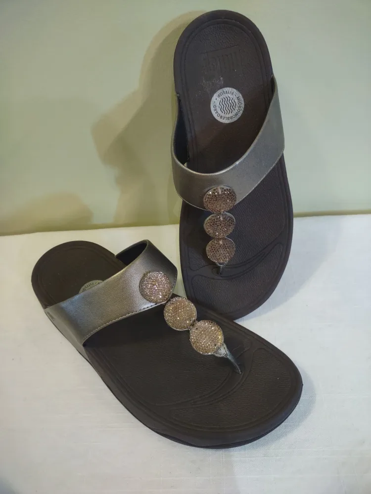 Fitflop A68-012 US 7 Sandals thumbnail