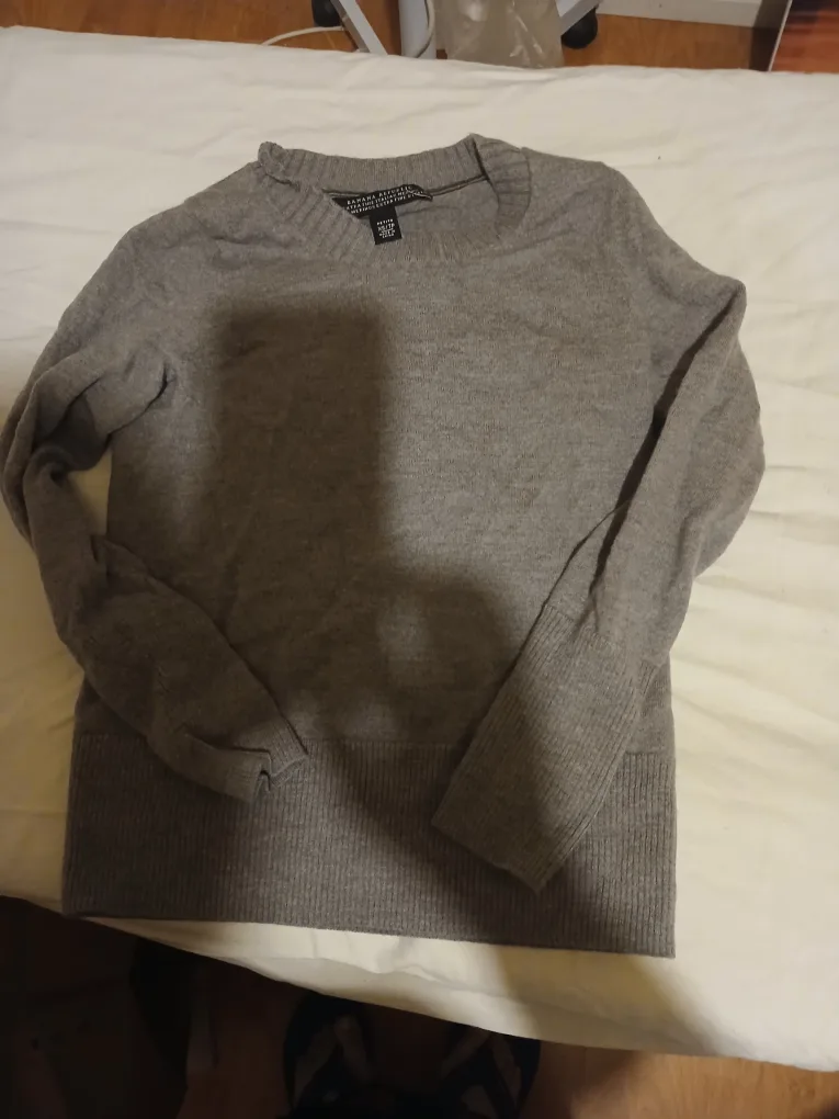 Banana Republic Grey Sweater - Size Petite XS thumbnail