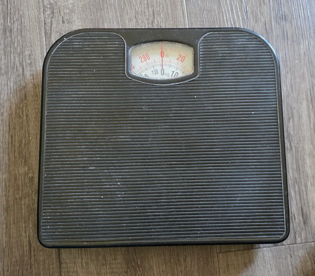 Vintage Black Analog Bathroom Scale thumbnail