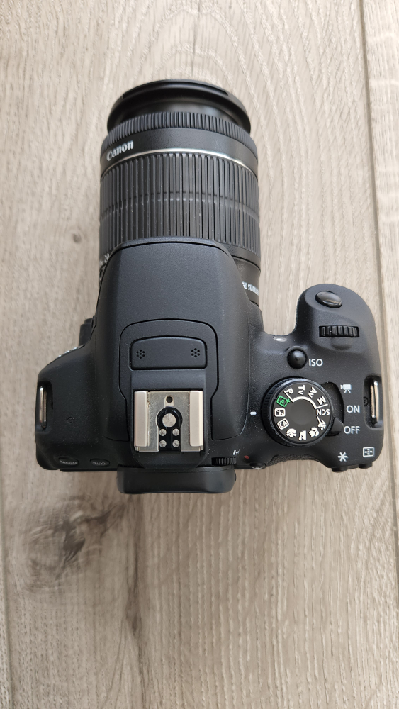 Canon EOS 2000D Camera with 18-55mm Lens - photo 3