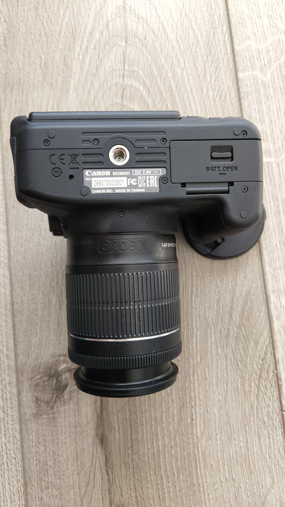 Canon EOS 2000D Camera with 18-55mm Lens - photo 4