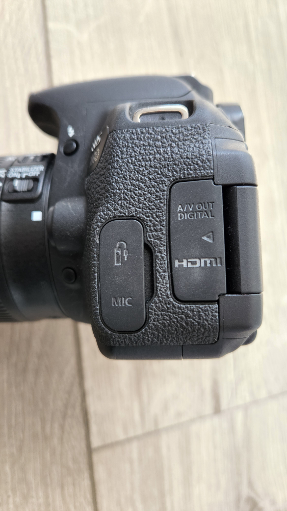 Canon EOS 2000D Camera with 18-55mm Lens - photo 5