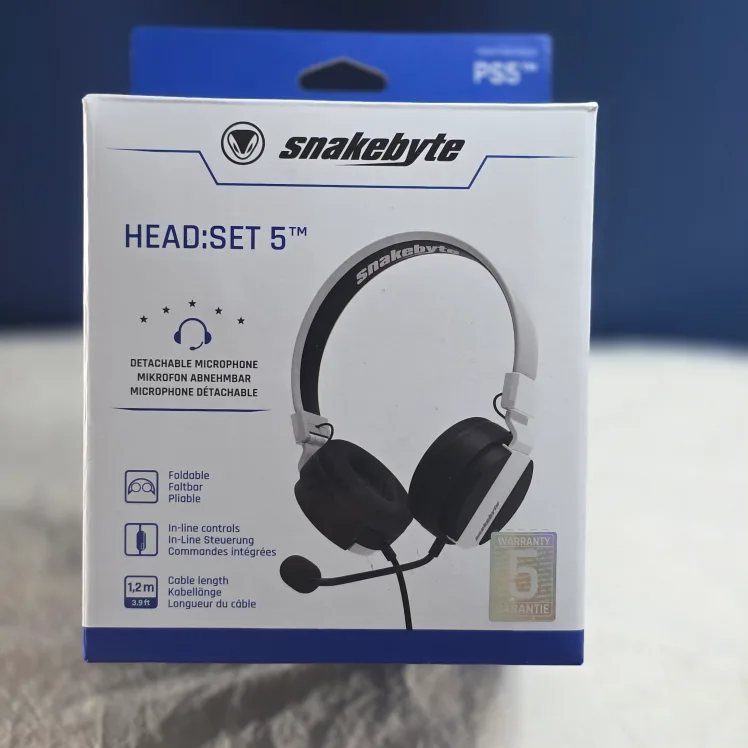 Snakebyte Head:Set 5 PS5 Gaming Headset - New in Box thumbnail