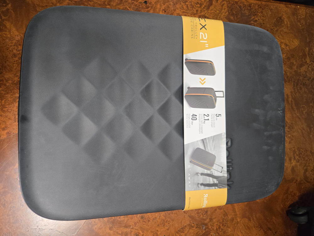 Travel Rollink Flex 21" Carry-On Trolley Suitcase