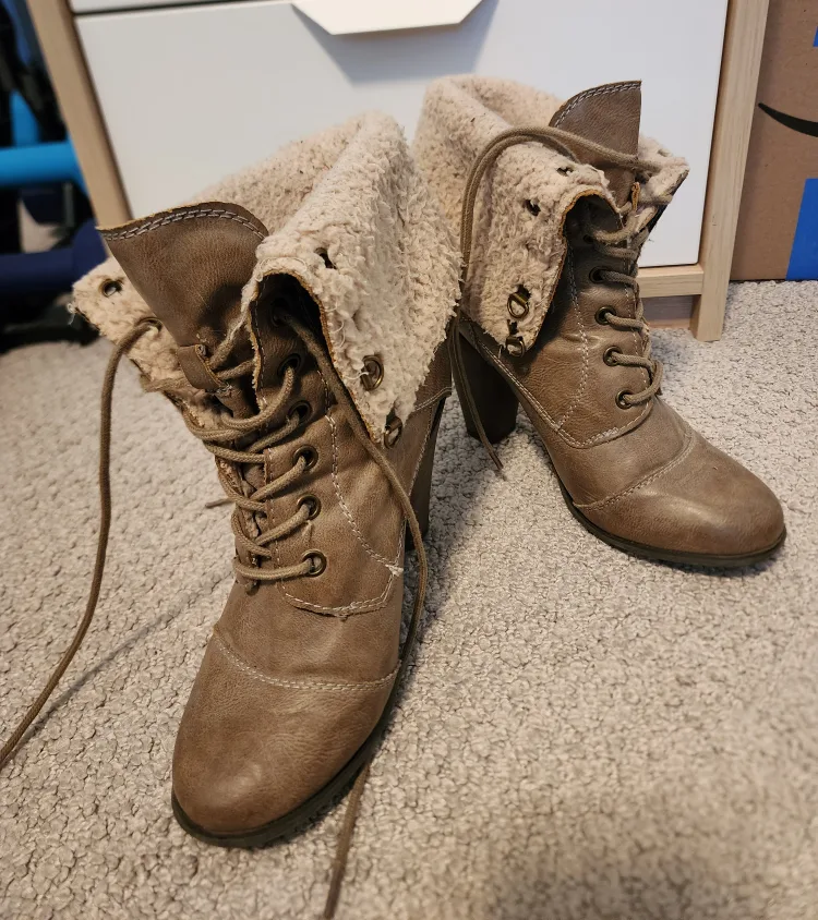 NineWest Lace-up Heel Boots - Size 7M thumbnail