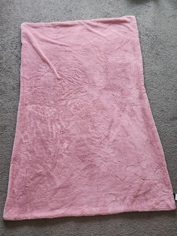 Rachel Zoe Pink Throw Blanket thumbnail