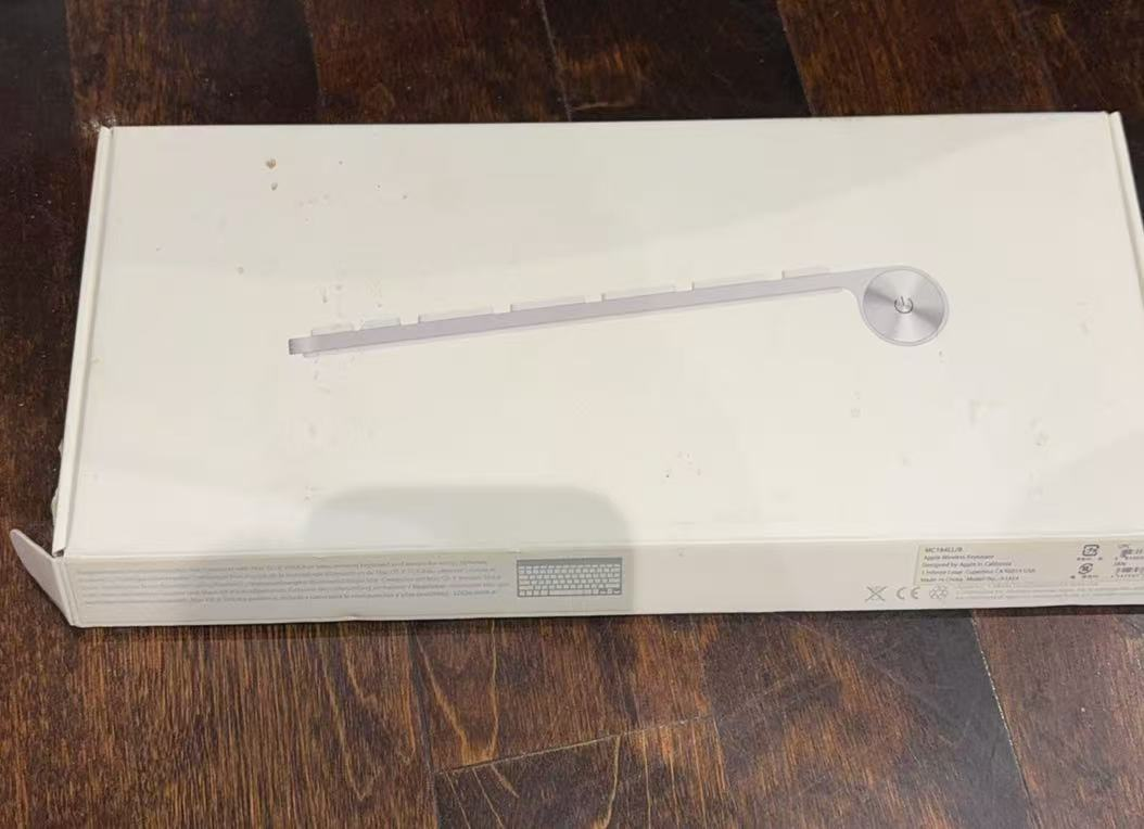 Apple Magic Keyboard A1314 - photo 2